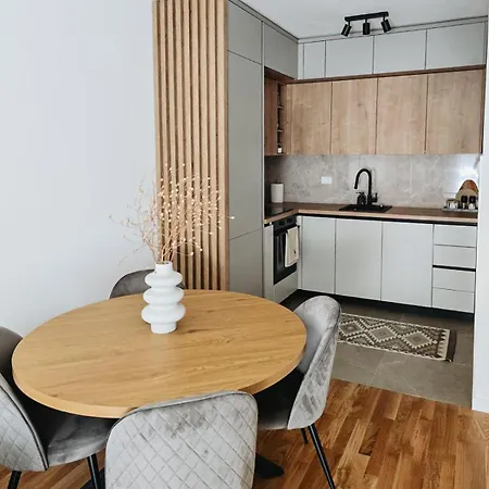 Park & * تريبينيي